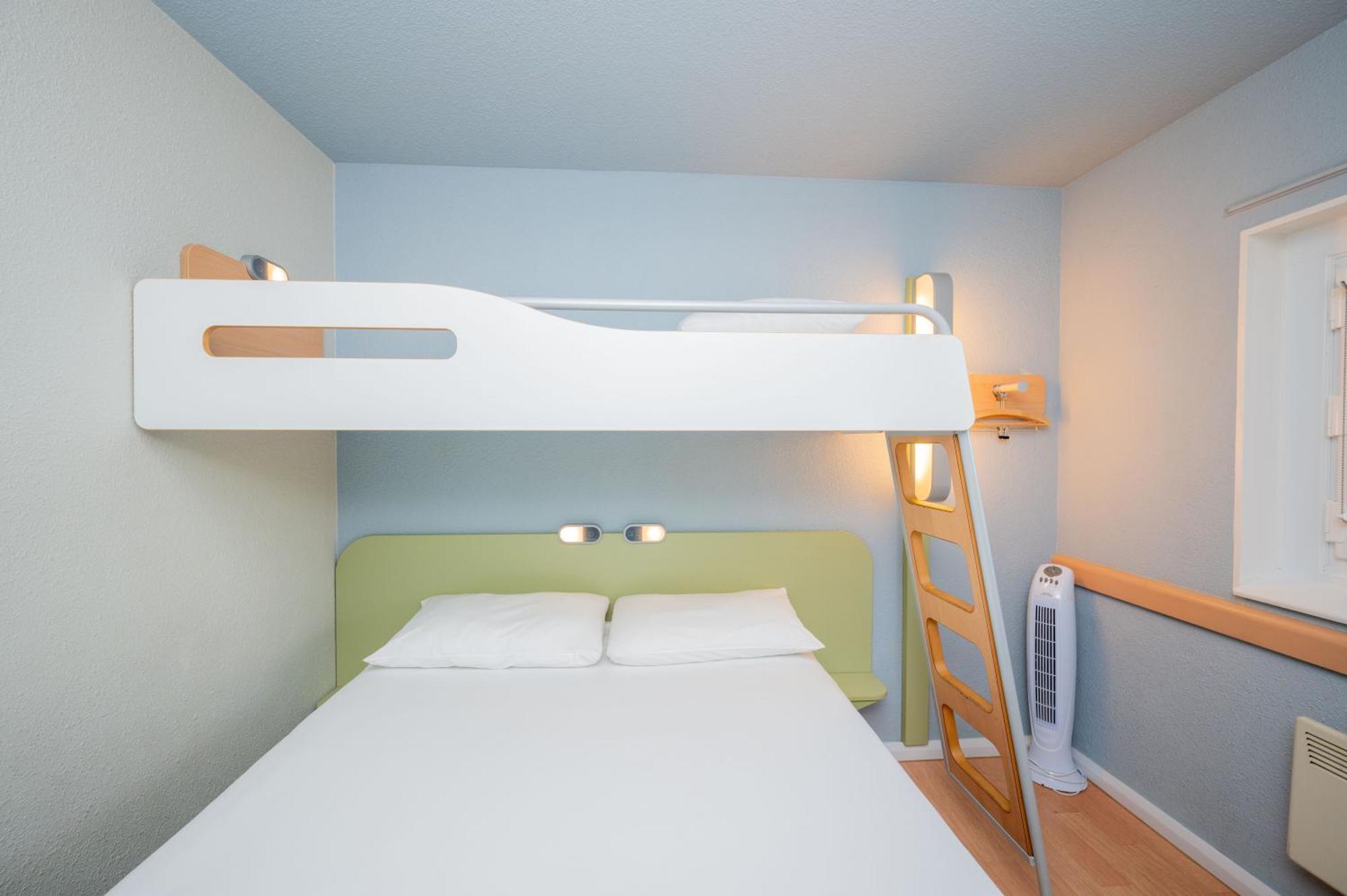 Ibis Budget London Barking Barking  Exterior photo