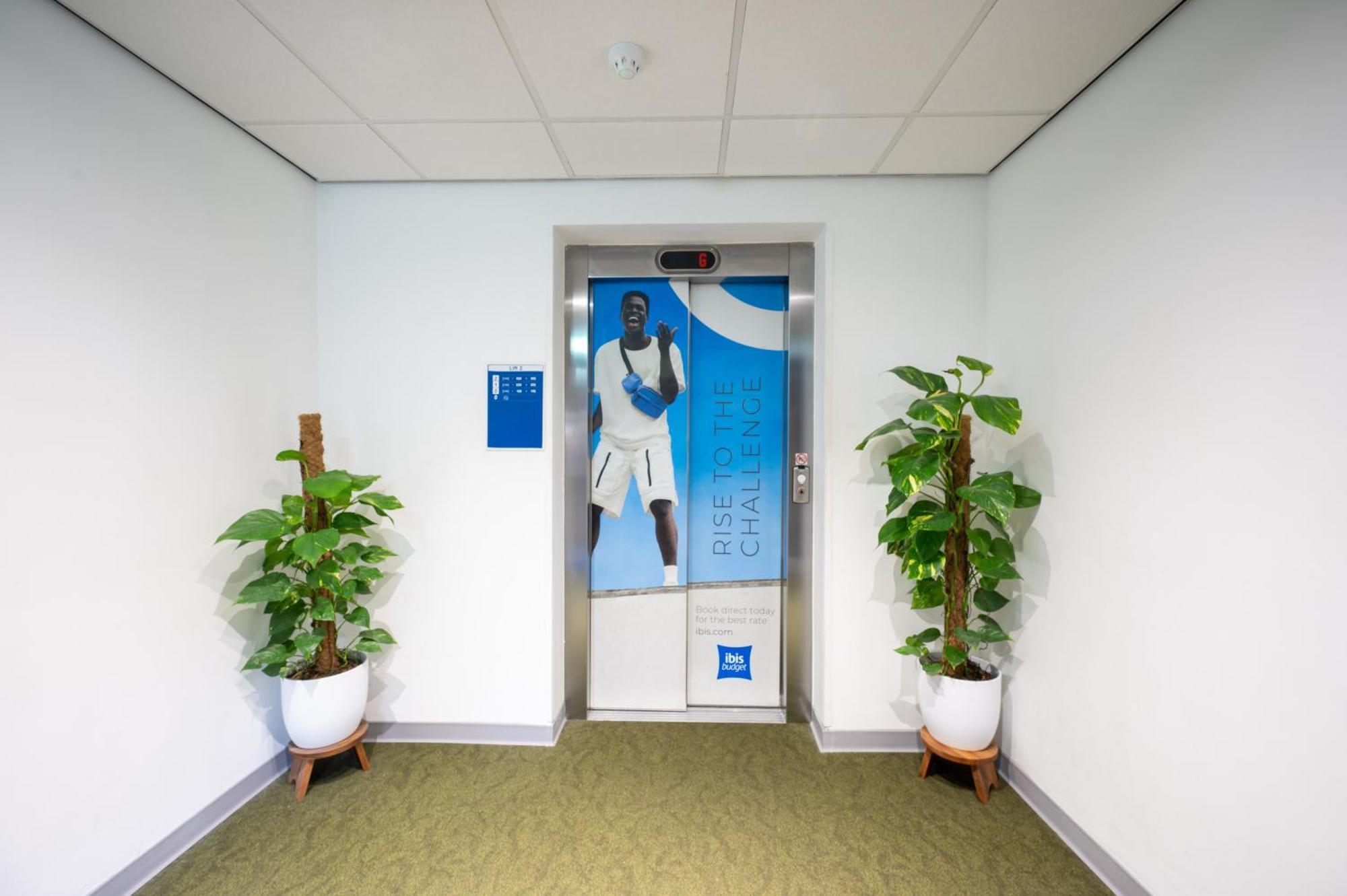Ibis Budget London Barking Barking  Exterior photo