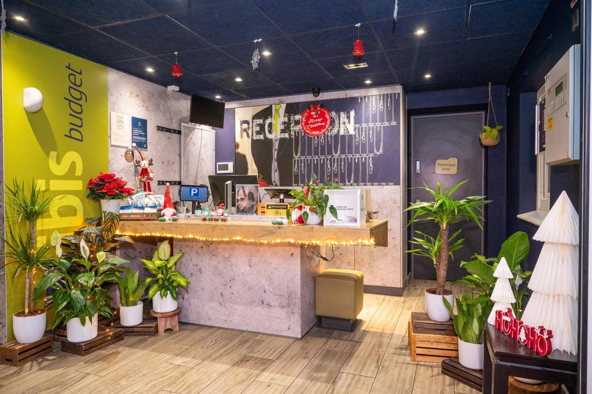 Ibis Budget London Barking Barking  Exterior photo
