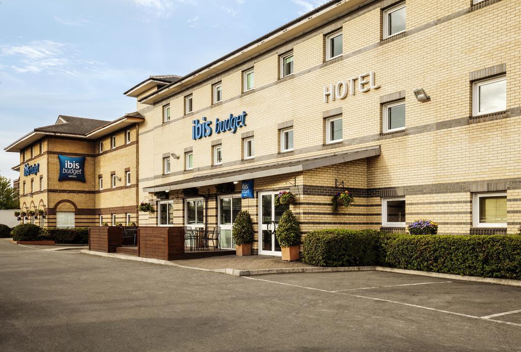 Ibis Budget London Barking Barking  Exterior photo